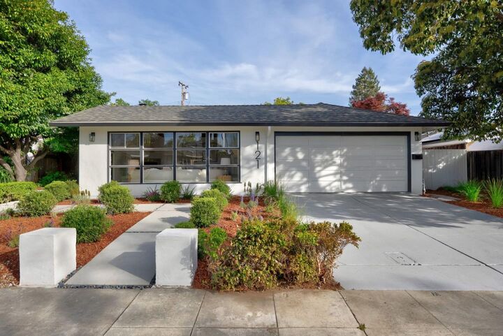 Property Photo:  121 Lois Lane  CA 94303 