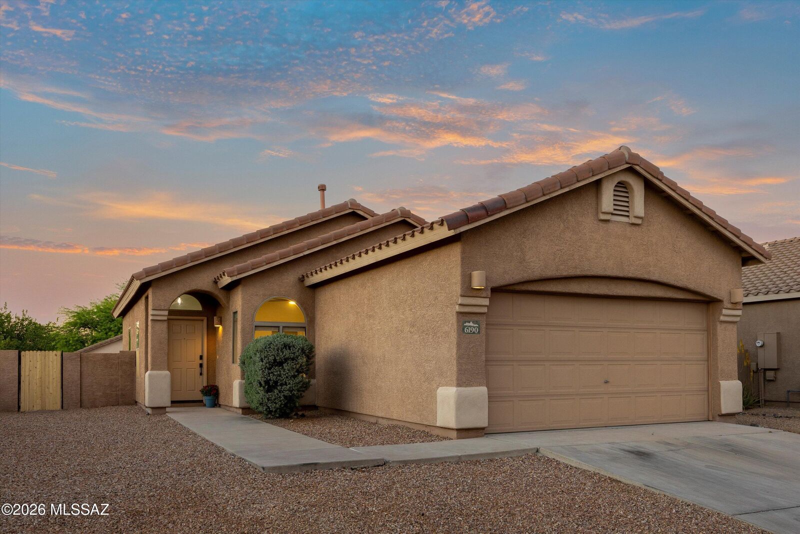 Property Photo: 6190 W Sandburg AZ 85743