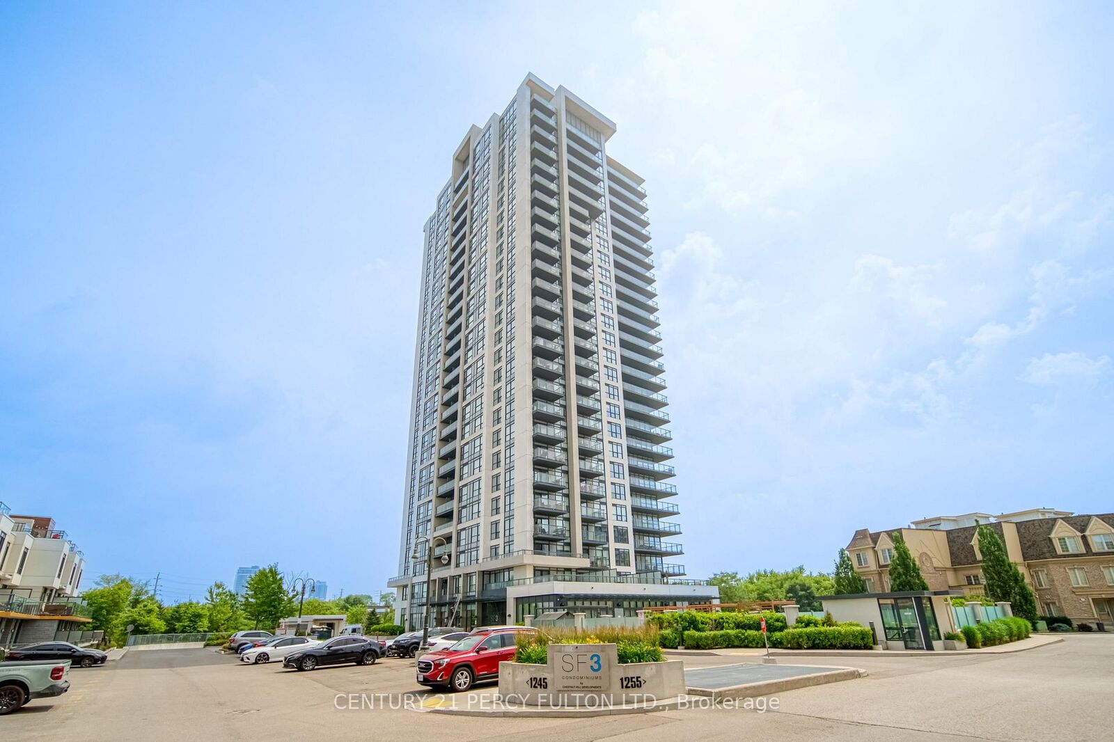 Property Photo:  1255 Bayly Street 2208  ON L1W 0B6 
