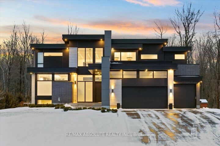 553 Shoreway Drive — photo 1