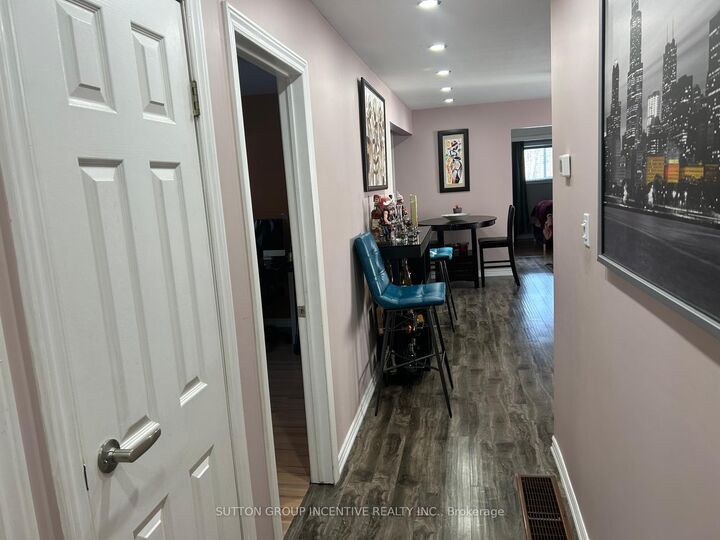 1672 St Johns Road — photo 1
