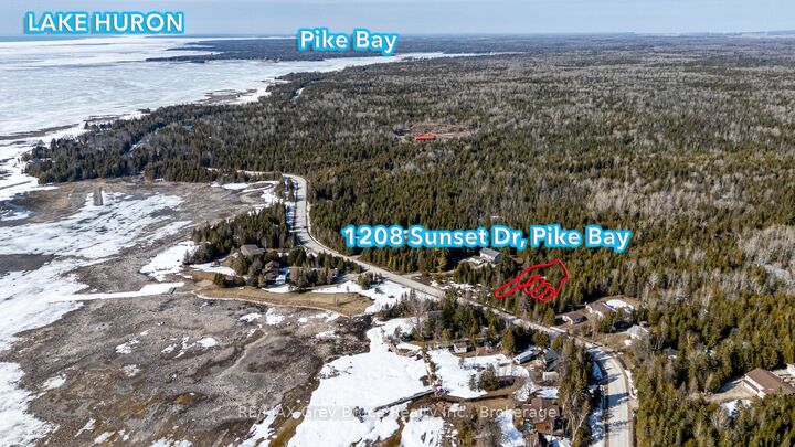 Property Photo:  1208 Sunset Drive  ON N0H 2T0 