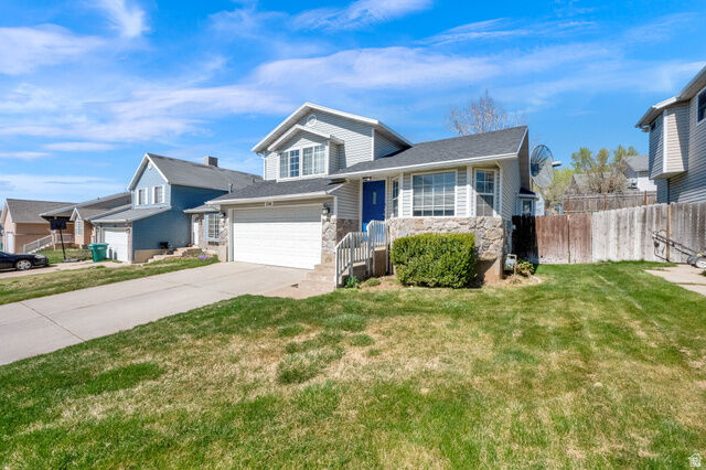 Property Photo:  1245 E 3125 N  UT 84040 