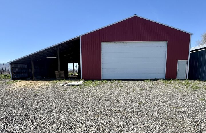Property Photo: Nka Yost Rd WA 98948