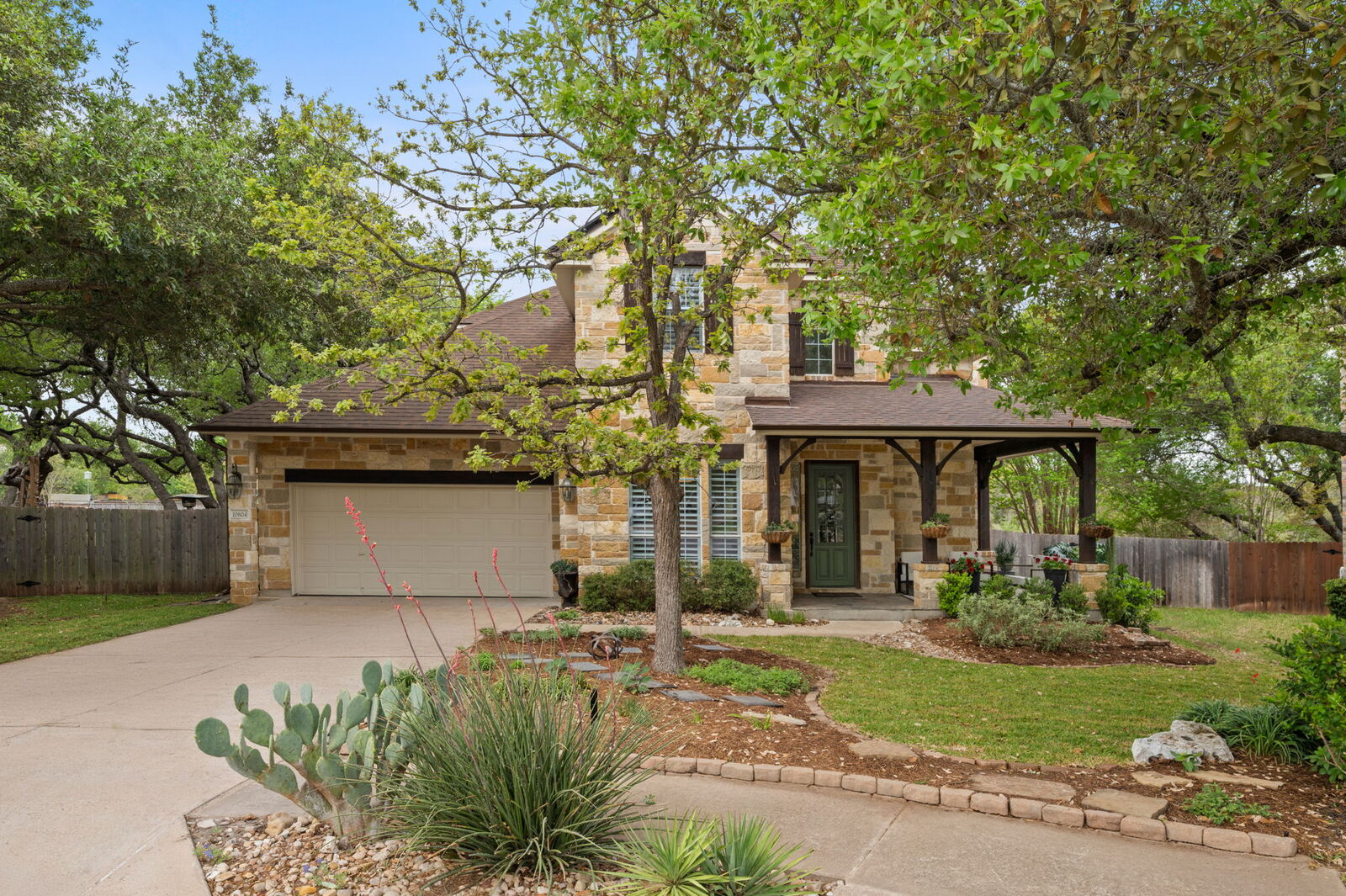 Property Photo: 10804 Ariock Lane TX 78739