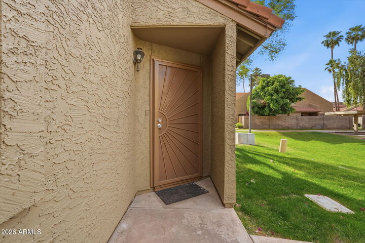 Property Photo:  222 W Brown Road 117  AZ 85201 