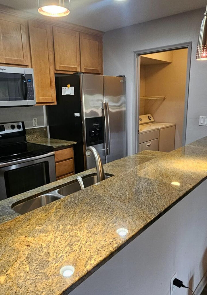 Property Photo:  4704 E Paradise Village Parkway N 121  AZ 85032 