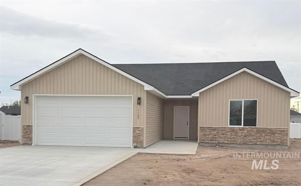 Property Photo:  1109 14th St.  ID 83350 