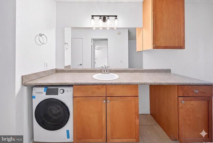Property Photo:  60 S Van Dorn Street 413  VA 22304 