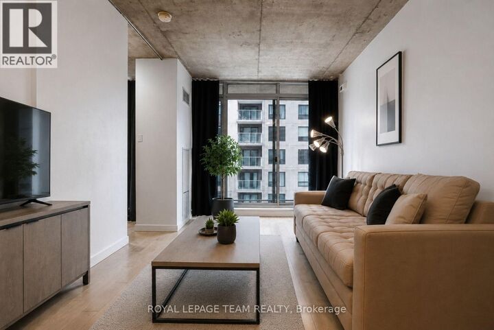 Property Photo: 179 George Street 1005 ON K1N 1J8