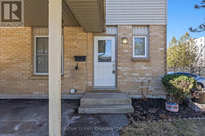 Property Photo:  55 Ashley Crescent 53  ON N6E 3R9 