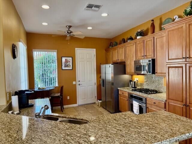 Property Photo:  81901 Avenida Dulce  CA 92203 