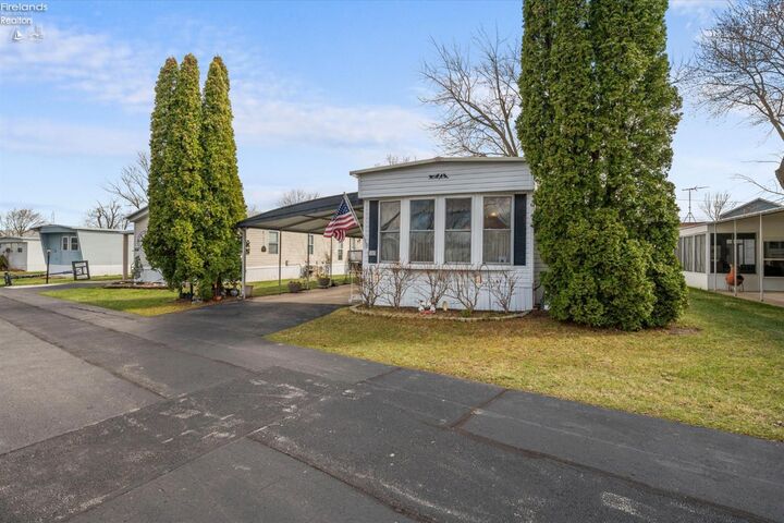 Property Photo:  1623 NE Catawba Road 160  OH 43452 