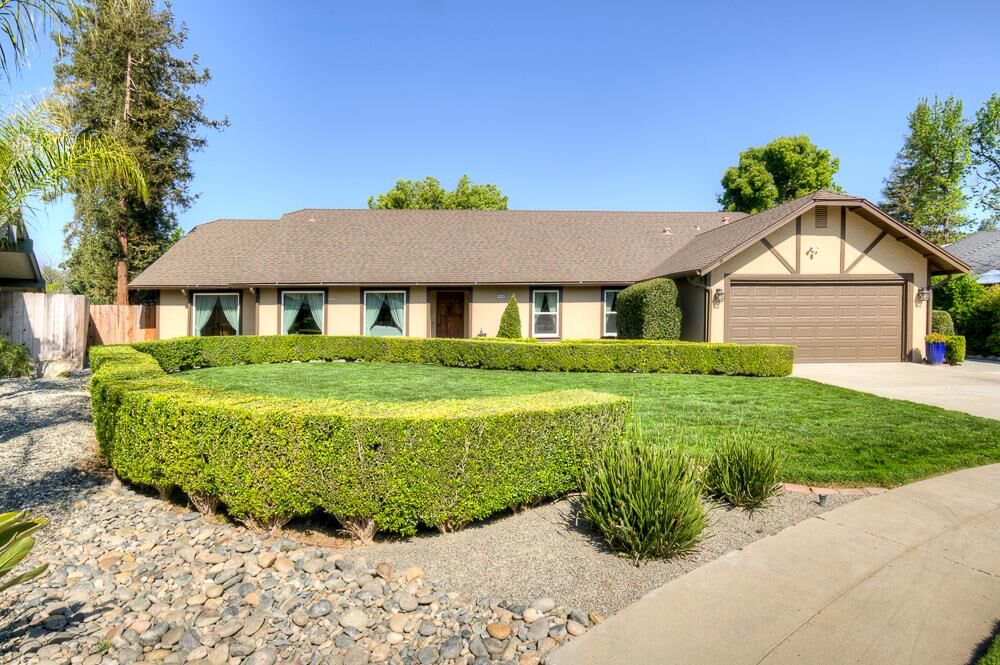 Property Photo:  3250 W Fremont Avenue  CA 93711 