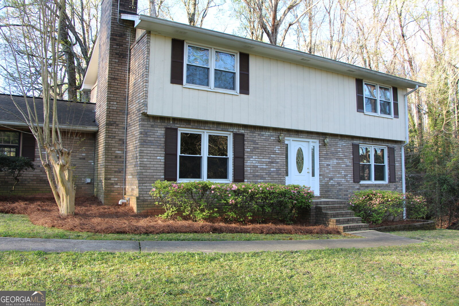 Property Photo:  620 Oakstone Way  GA 30075 