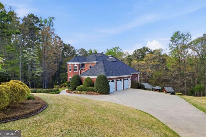 Property Photo: 5666 Chapel Hill Road GA 30135