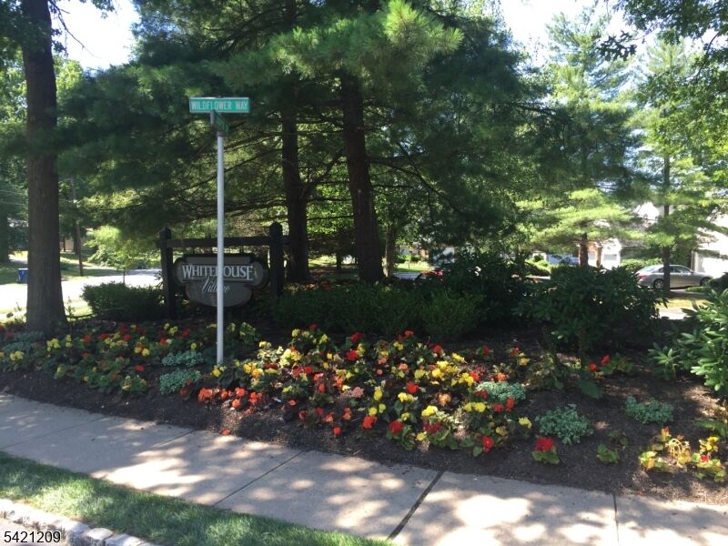 Property Photo:  89 Violet Ct  NJ 08889 