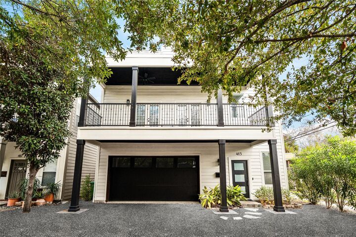 Property Photo:  415 W 8th Street  TX 77007 