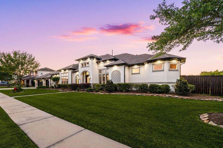 Property Photo:  914 Cross Hollow Lane  TX 77494 