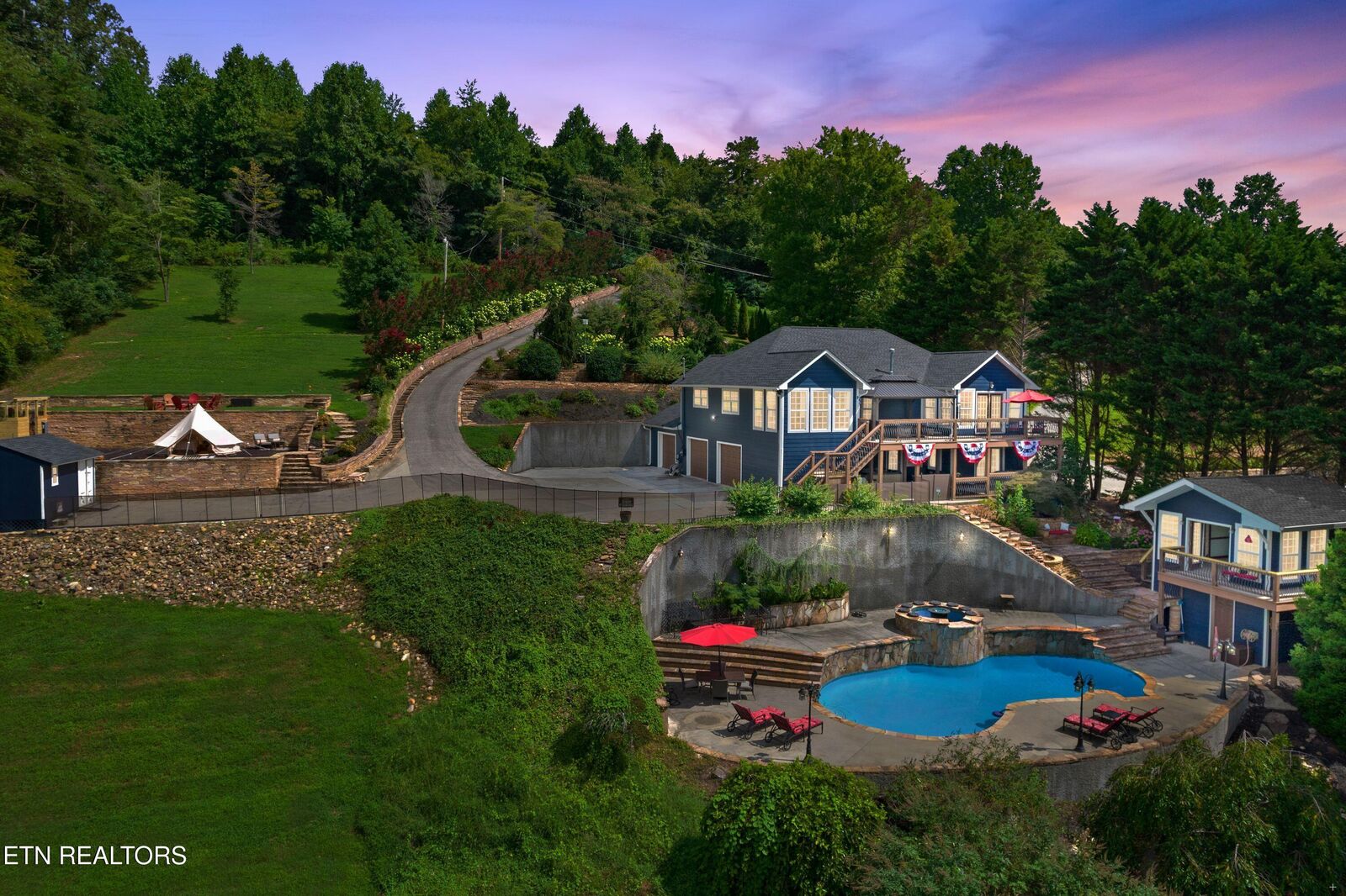 Property Photo: 141 Settlers Rd TN 37748