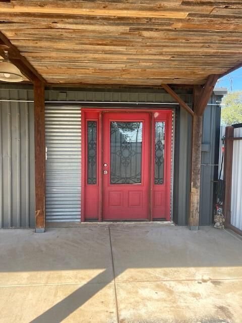 Property Photo:  3920 Avenue U  TX 79412 