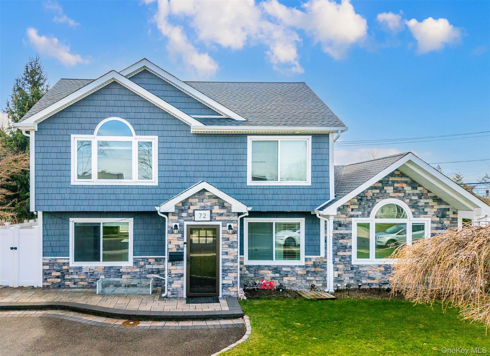 Property Photo:  72 Sugar Maple Road  NY 11756 