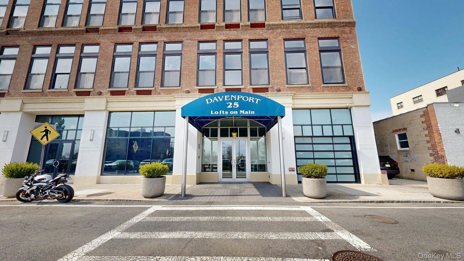 Property Photo:  25 Leroy Place 509  NY 10805 