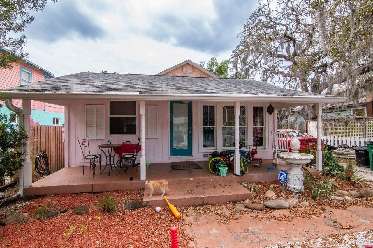 Property Photo:  734 2nd Street N  FL 34695 