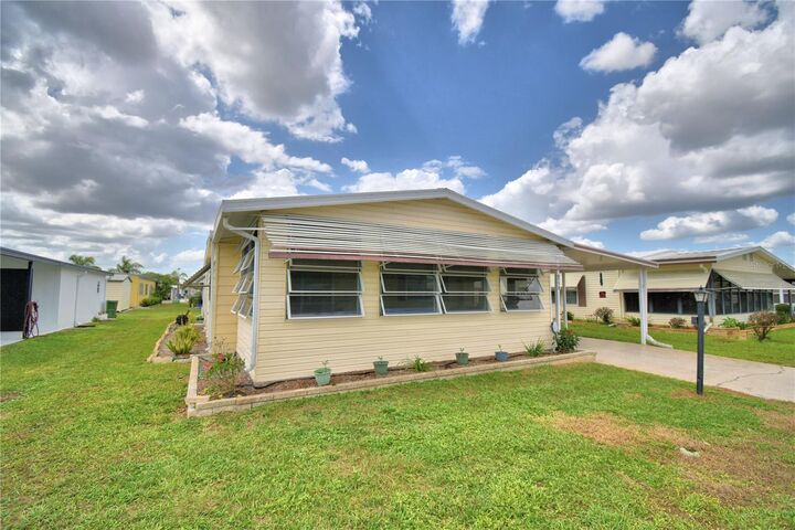 Property Photo: 6773 Brentwood Drive NE FL 33881