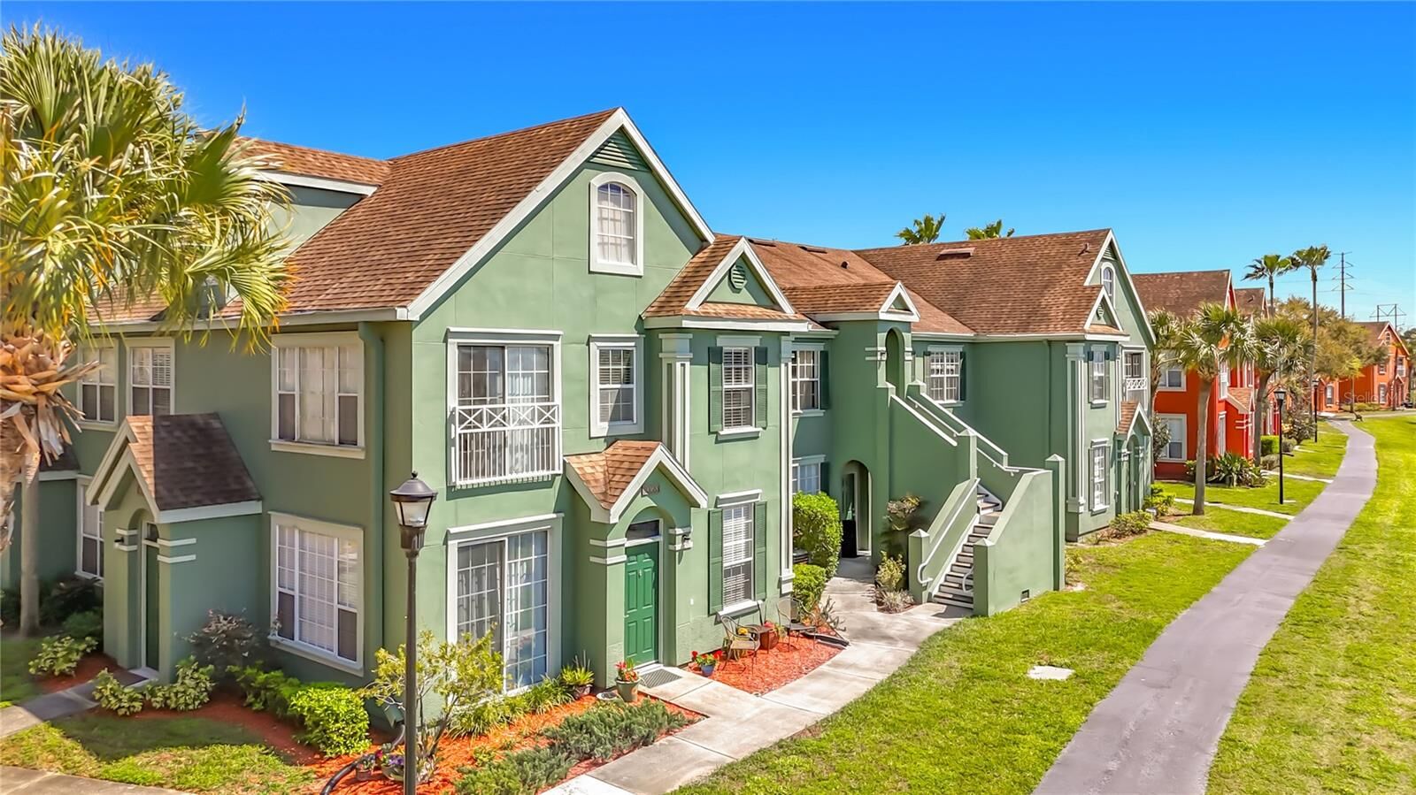 Property Photo:  9068 Lake Chase Island Way 9068  FL 33626 