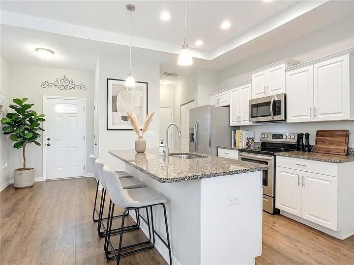 Property Photo:  1680 5th Avenue  FL 32724 