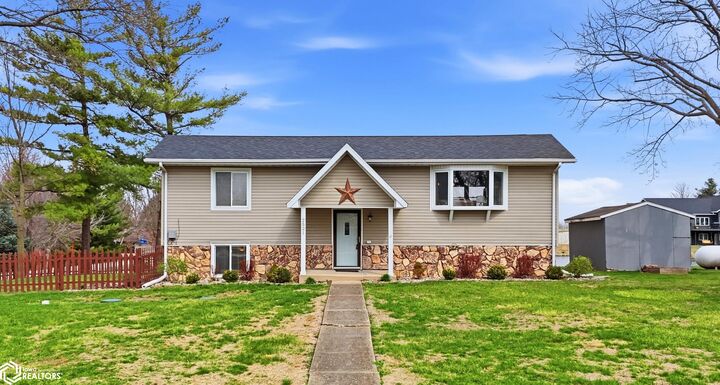 Property Photo:  2521 Rocky Lane  IA 52645 