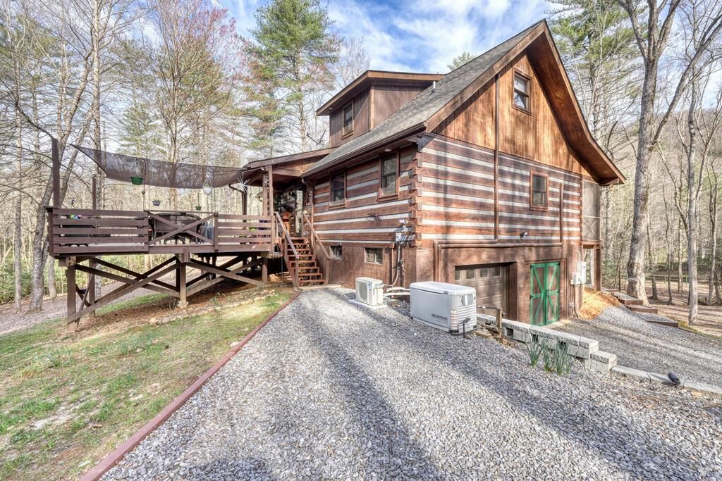 Property Photo: 520 Farmer Drive NC 28906