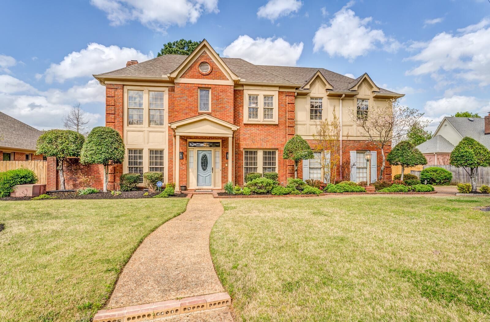 Property Photo:  9354 Hawthorn Hill Dr  TN 38139 