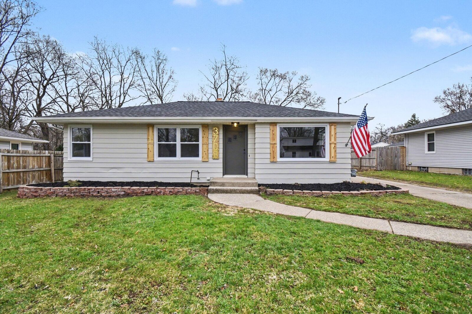 Property Photo: 3708 Mallory Avenue SW MI 49519