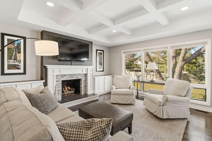 Property Photo:  404 Goldcrest Drive  MI 49424 