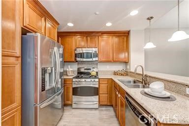 Property Photo:  22919 Mariposa Avenue 202  CA 90502 