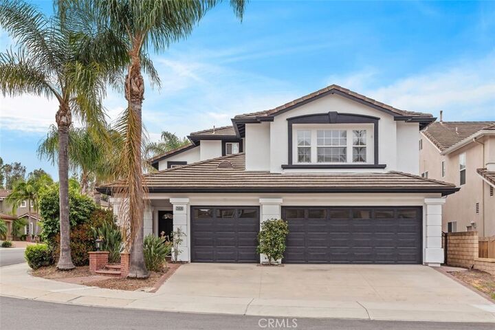 Property Photo:  25036 Footpath Lane  CA 92677 