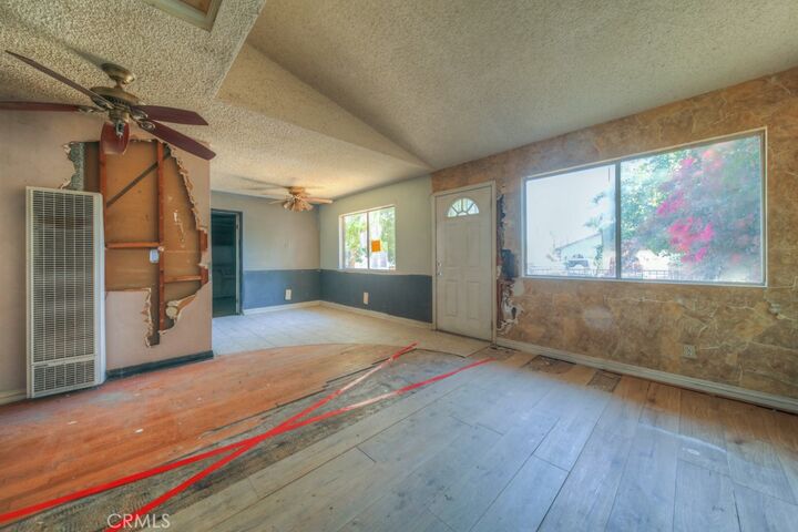 Property Photo:  33051 Adelfa Street  CA 92530 