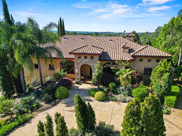 Property Photo:  5411 Julietta Place  CA 95648 