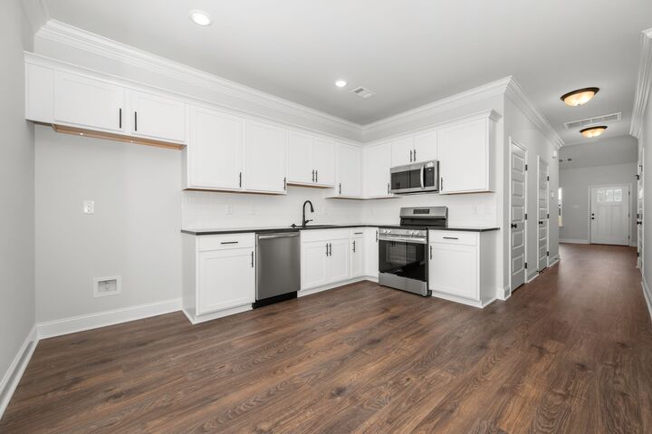 Property Photo:  512 Rohan Drive  TN 37129 
