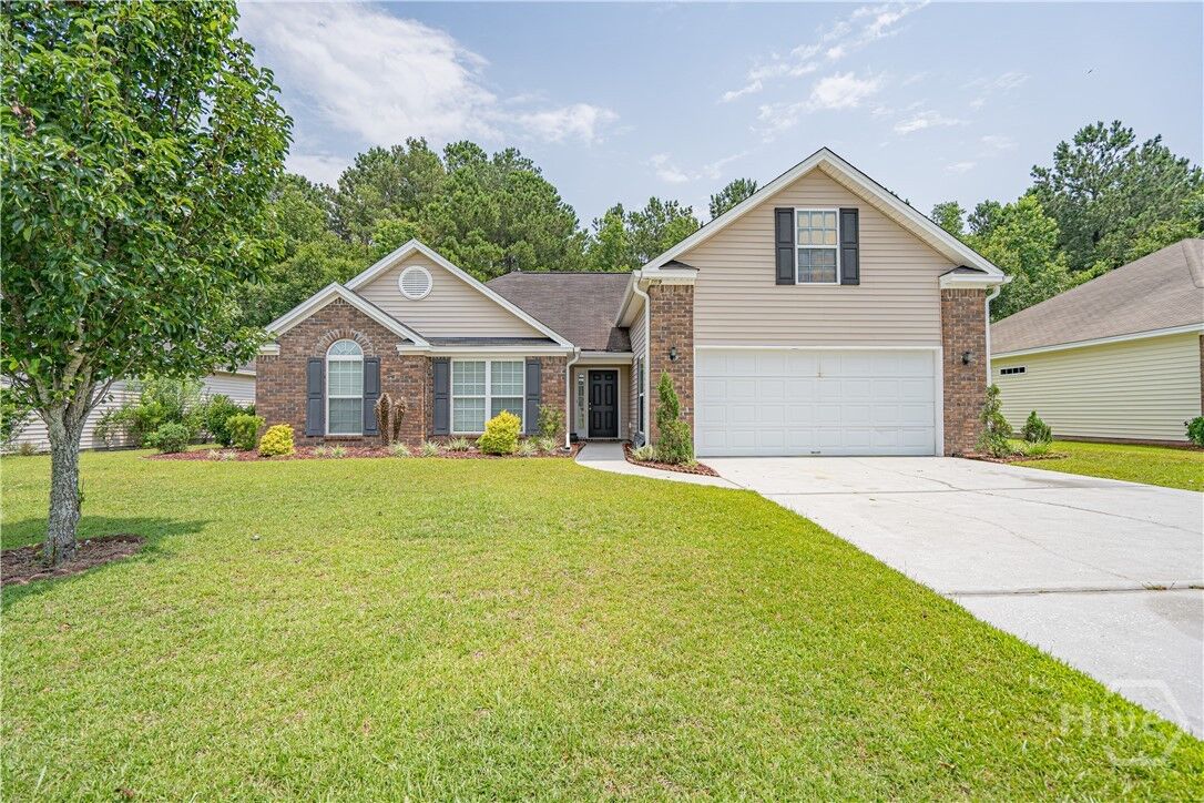 Property Photo:  169 Arbor Village Drive  GA 31322 