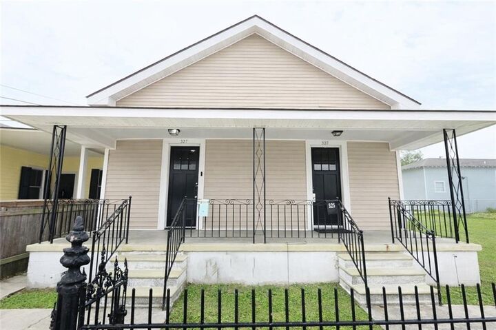 Property Photo:  527 3rd Street  LA 70053 