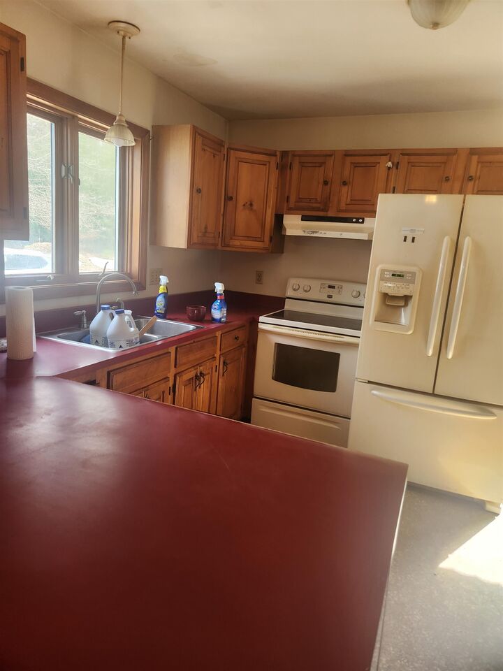 Property Photo:  290 Scotland Road  NH 03470 