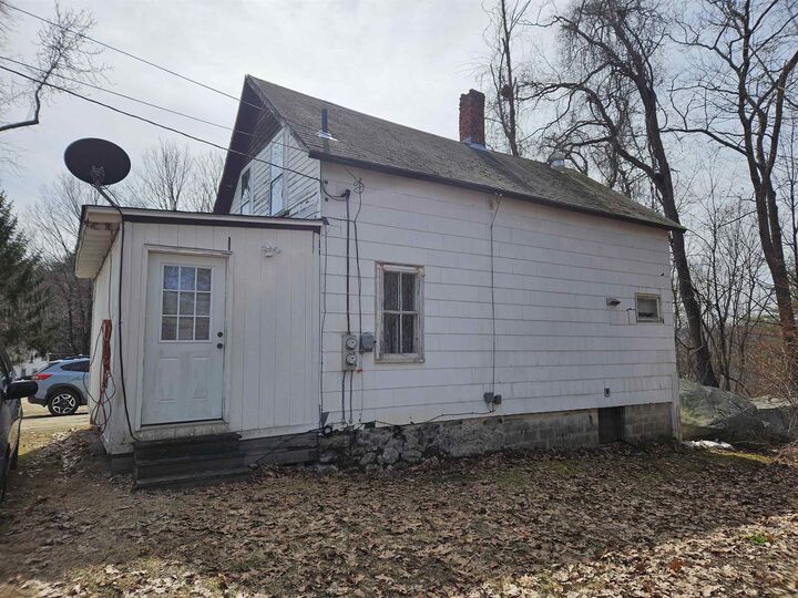 Property Photo:  32 Charles Street  NH 03431 