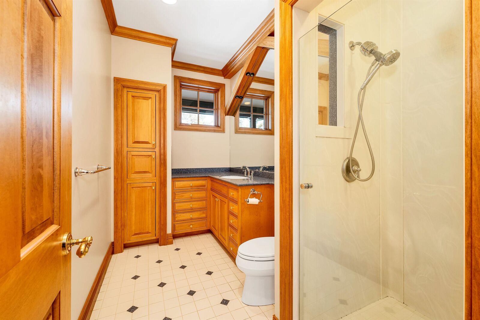 Property Photo:  104 Hopewell Road  NH 03809 