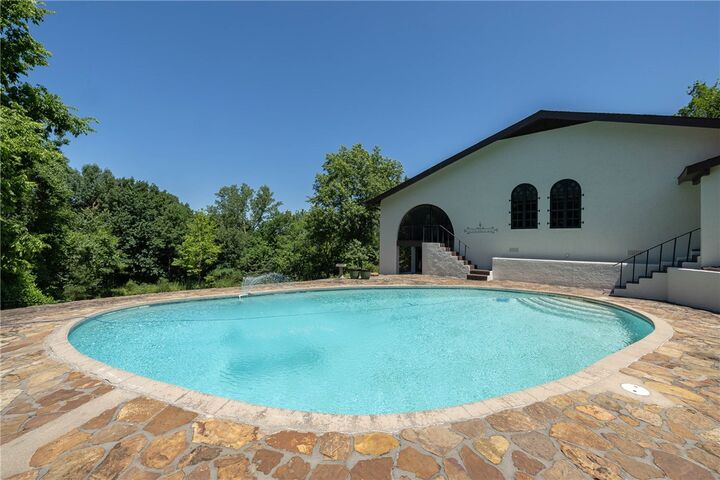 Property Photo:  363 E Ralston Street  AR 72730 