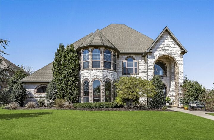 Property Photo:  2706 S 24th Street  AR 72758 