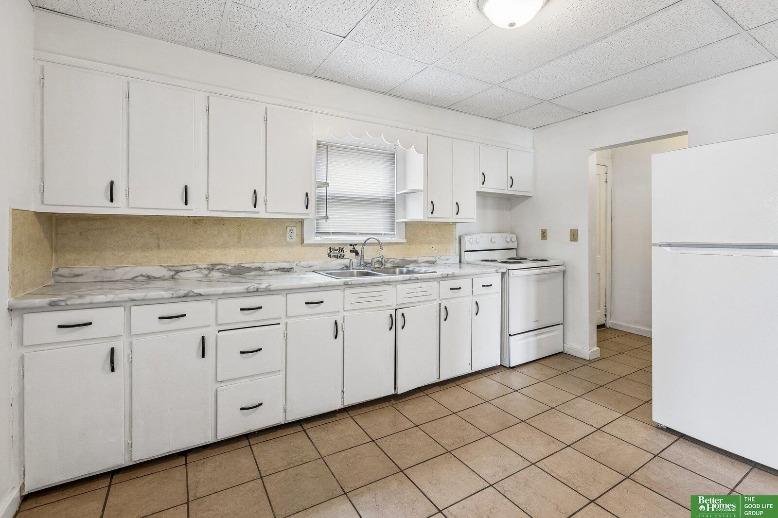 Property Photo:  1713 Lincoln Street  NE 68008 