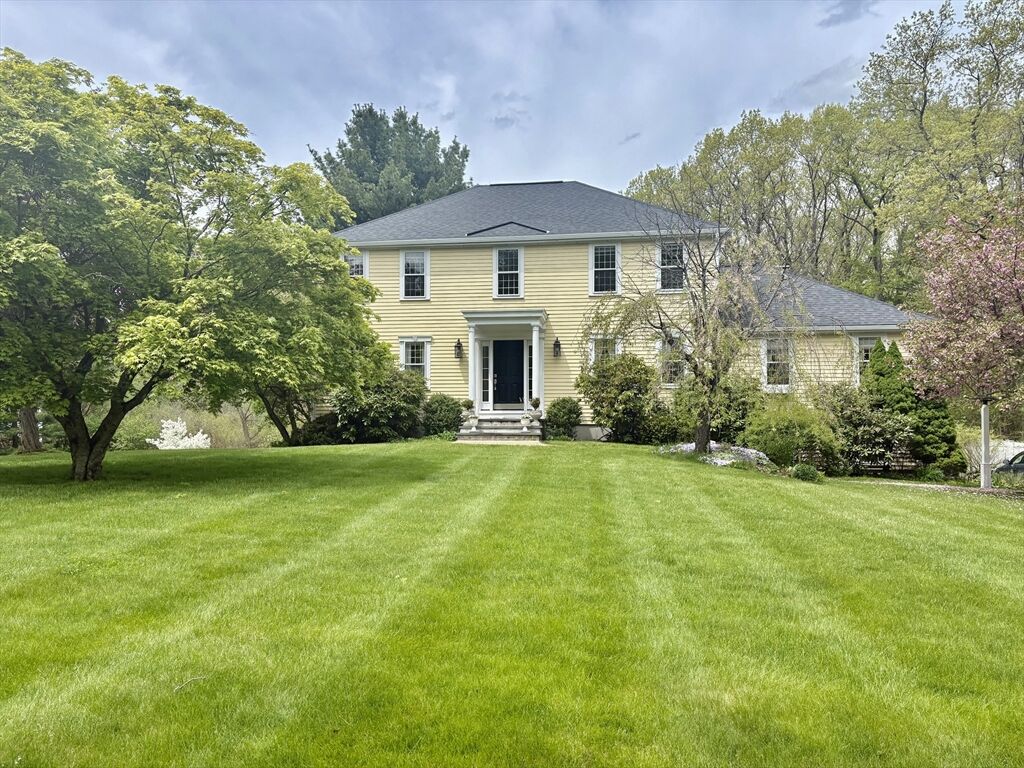 Property Photo:  821 Concord Rd  MA 01776 